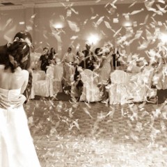 15 Romantic Spanish Songs for this Wedding Season